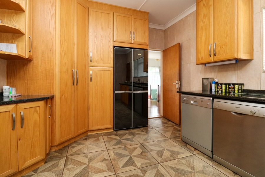 4 Bedroom Property for Sale in Flamwood North West